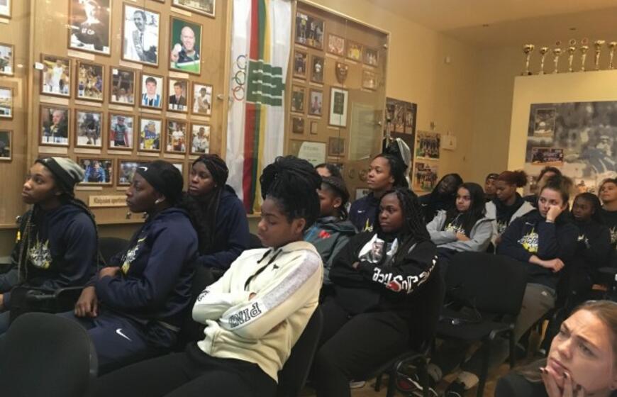 Viešnios iš JAV supažindintos su Klaipėda ir mūsų sportu