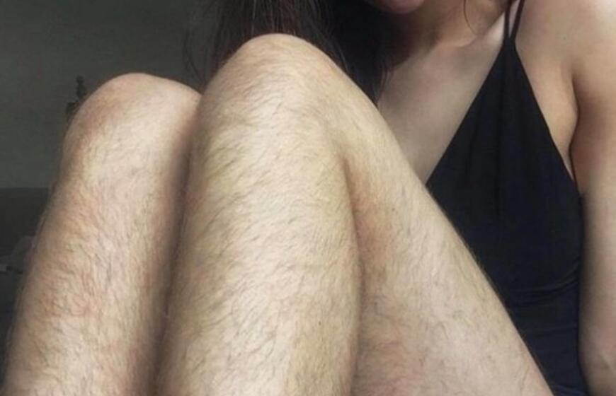 Šlykštu ar drąsu? Į madą grįžta plaukuotos moterų kūno vietos