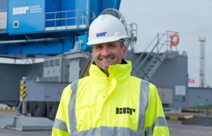 Apie naują keltų liniją ir butelio kakliiuką