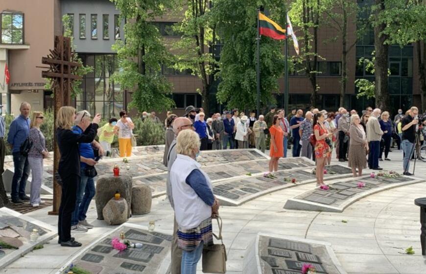 Tremtinių skvere paminėta Gedulo ir Vilties diena