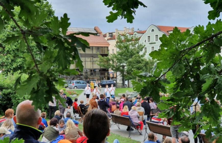 Liepos 6 d. Karlskronos skveras ir Liepų g.