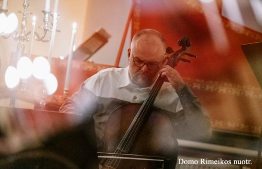 „Dėlionė orkestrui VII: solissimo“