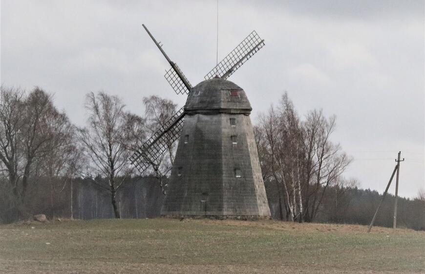 NEATLAIKĖ