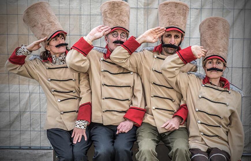 Trupės „Dansk Rakkerpak“  spektaklis „Pasienis“