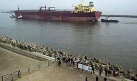 "Klaipėdos naftos" švartuotojai sutiko 1 000-ąjį tanklaivį 