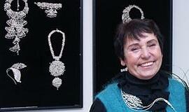 Šventiniai papuošalai pavers karaliene kiekvieną moterį 