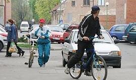 Norintiems pasivažinėti dviračiu - aibės problemų 