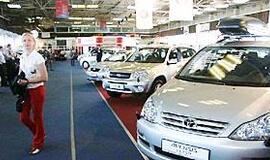 Svajonės apie naują automobilį tolsta iš lėto 