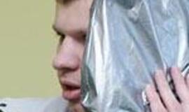 Švęsdamas Naujuosius nukando dalį ausies 