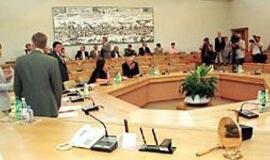 Ideali Vyriausybė - neįmanoma 