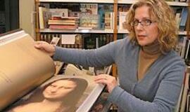 Mikė, kalėdinės giesmės ir erotiniai kalendoriai 