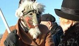 Žiemos išvarymas ant Jono kalnelio čiuožyklos 