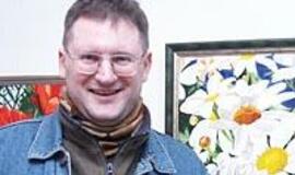 Šv. Valentino dieną - odės moteriai, meilės kuždesiai ir gėlės 