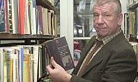 Ir dvasios milžinai kvatoja kaip vežikai... 