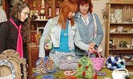 Rankinėje telpa moters pasaulis? 