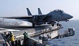 NATO lėktuvnešio galybė apakino lietuvius 