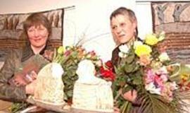 Keramikės žemynai bei esė tekstilėje 