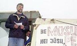 Seimo nario mandatas nevilioja 