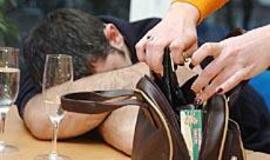 Dingo ir klofelinas, ir "klofelinininkės"