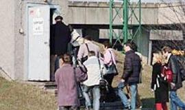 Griauti ar negriauti sovietmečio reliktą - slėptuvę? 