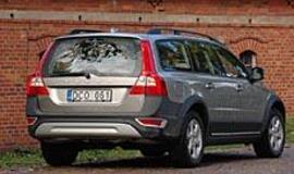 "Volvo XC70": malonumas kainuoja 