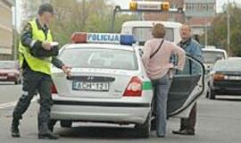 Pažeidėjai lieka skolingi milijonus 