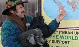 Keistuolis išsirengė aplink pasaulį