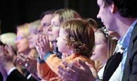 Bilietų kainos kyla. Ar liks žiūrovų?