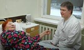 Regėjimo šviesą grąžina operacijos