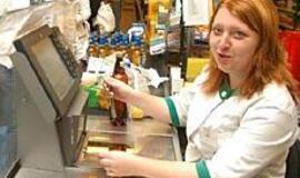 Prekybos centrai nebešvęs 