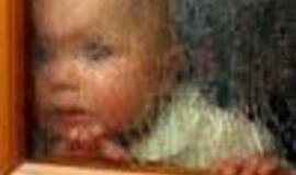 Mes gyvename šalia vaikų, bet taip toli nuo jų