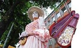 Linksmybėms iš verslininkų kišenės - galas