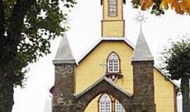 Viešvėnai: žiburių ir kasdienių darbų nušviesti