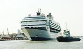 Dėl ekonominės krizės ir kruiziniai laivai mažina greitį