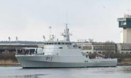 Krašto saugotojai: "Laivų ir lėktuvo atsisakyti negalima"