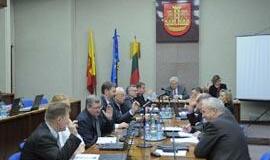 Tarybos nariai skaičiuos trintukus