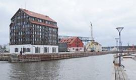 Prieš sunkmetį kovos kreditais