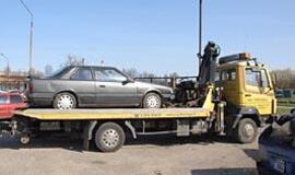 Priverstinis automobilio nutempimas: teisėjai taiso Seimo nesąmones