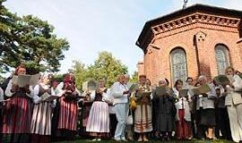 Ant Birutės kalno susitiko Birutės 