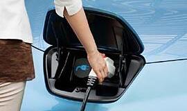 Elektromobiliams pagalius į ratus kiša jų kaina