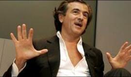 Bernard-Henri Levy apmulkino žurnalistas