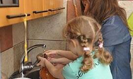 Dėl karšto vandens tiekėjo - apklausos