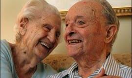 Pasak mokslininkų, laimingai vedusius vyrus kur kas rečiau ištinka insultas