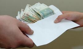 57 proc. įmonių naujiems darbuotojams siūlo tokį patį ir didesnį atlyginimą