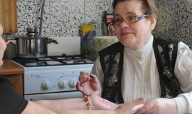 Ar sutapo ekstrasensės ir chiromantės įžvalgos?