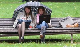 Tyrimas: kas šeštas iš gabiausiųjų abiturientų ruošiasi studijuoti užsienyje