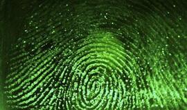 Lenkijoje įrengtas bankomatas, atpažįstantis klientą pagal pirštų atspaudus