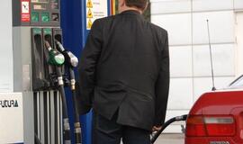 I. Šimonytė: Vyriausybė neketina inicijuoti akcizo benzinui mažinimo
