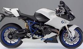 BMW dėl stabdžių problemų atšaukia 122 tūkst. motociklų