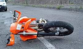 Per avariją žuvo motociklininkas